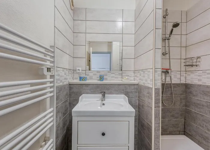 Apartment Aqualina *